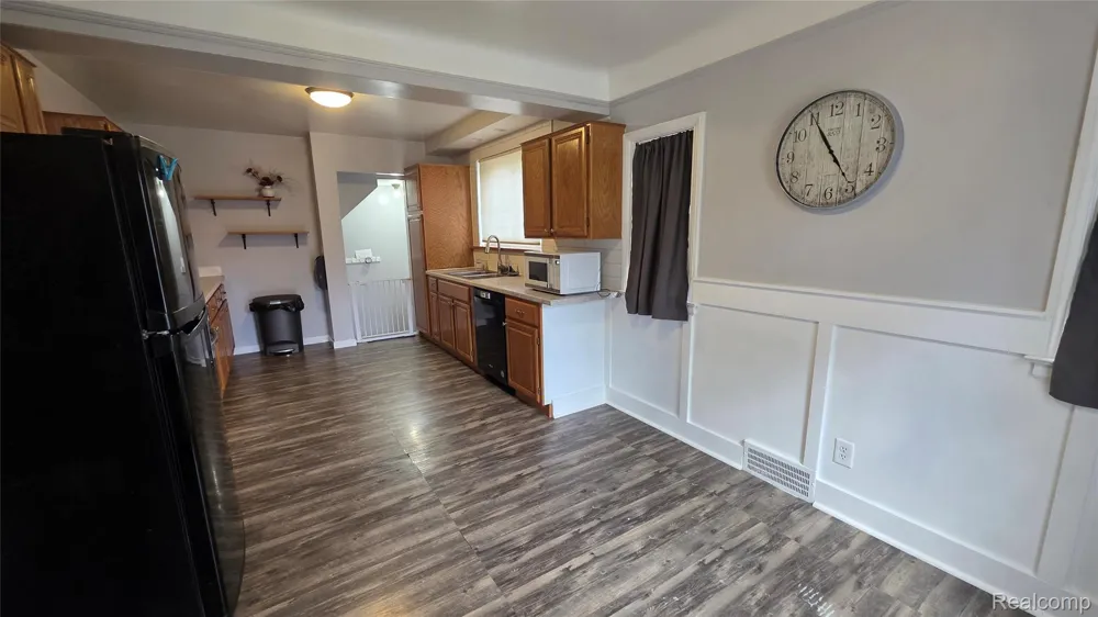 918 New York Avenue Lincoln Park City, MI 48146