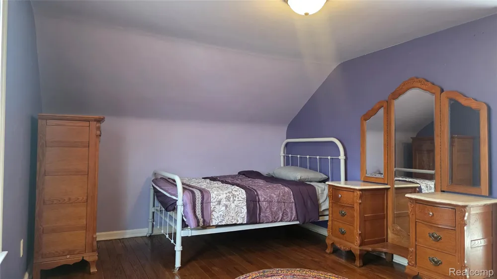 918 New York Avenue Lincoln Park City, MI 48146