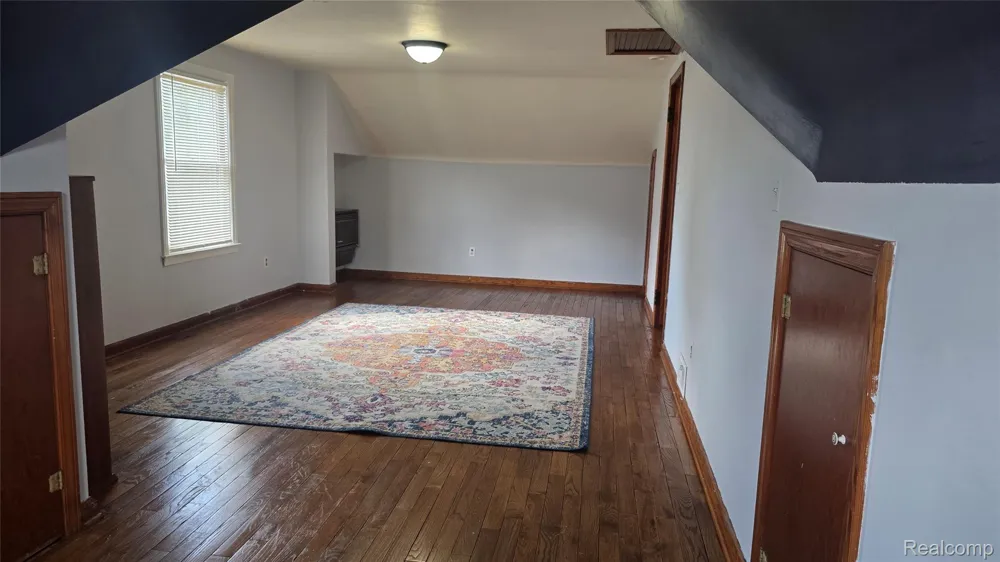 918 New York Avenue Lincoln Park City, MI 48146