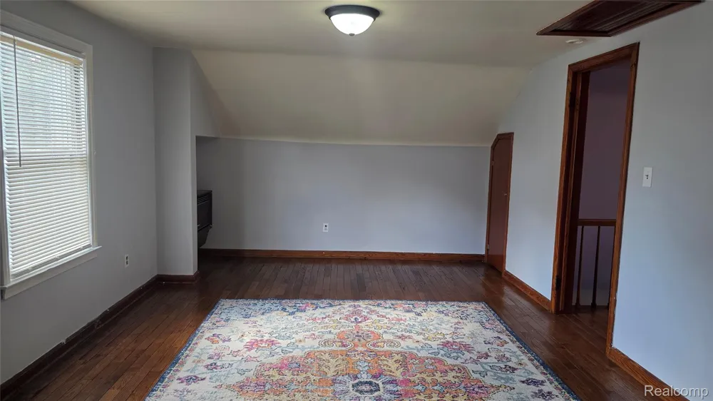 918 New York Avenue Lincoln Park City, MI 48146