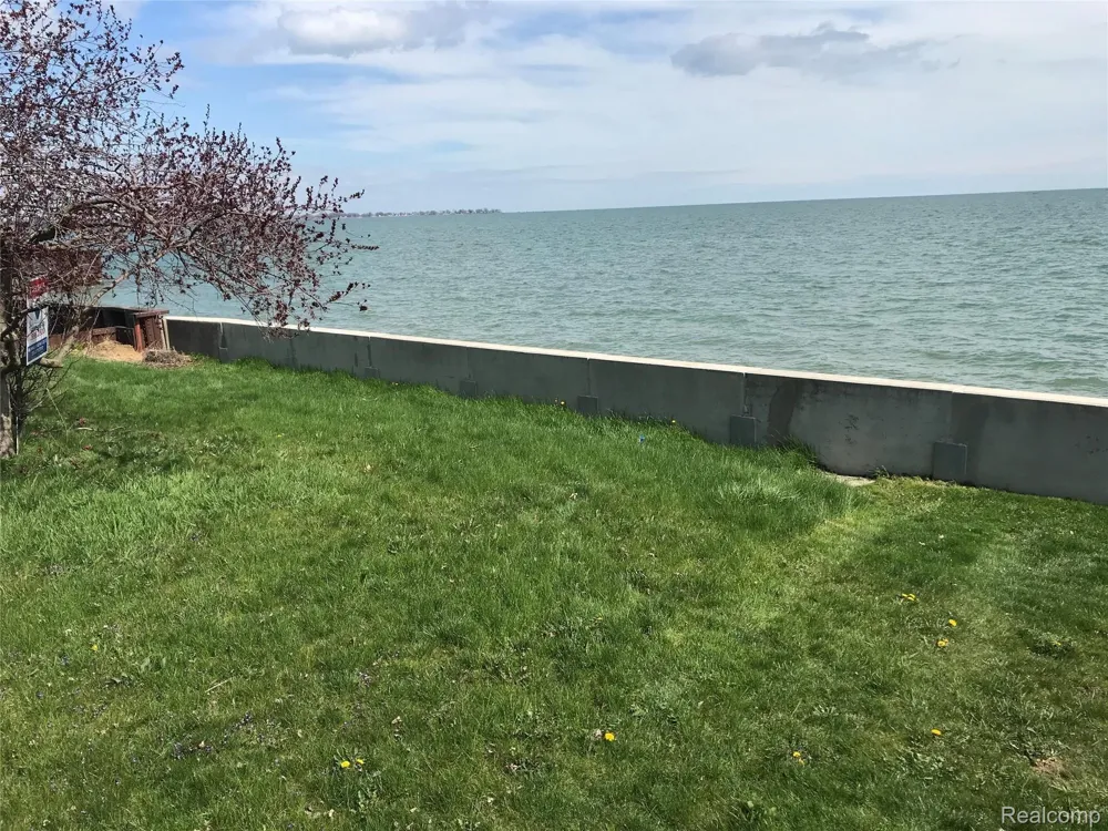 EDGEWATER Frenchtown Township, MI 48162