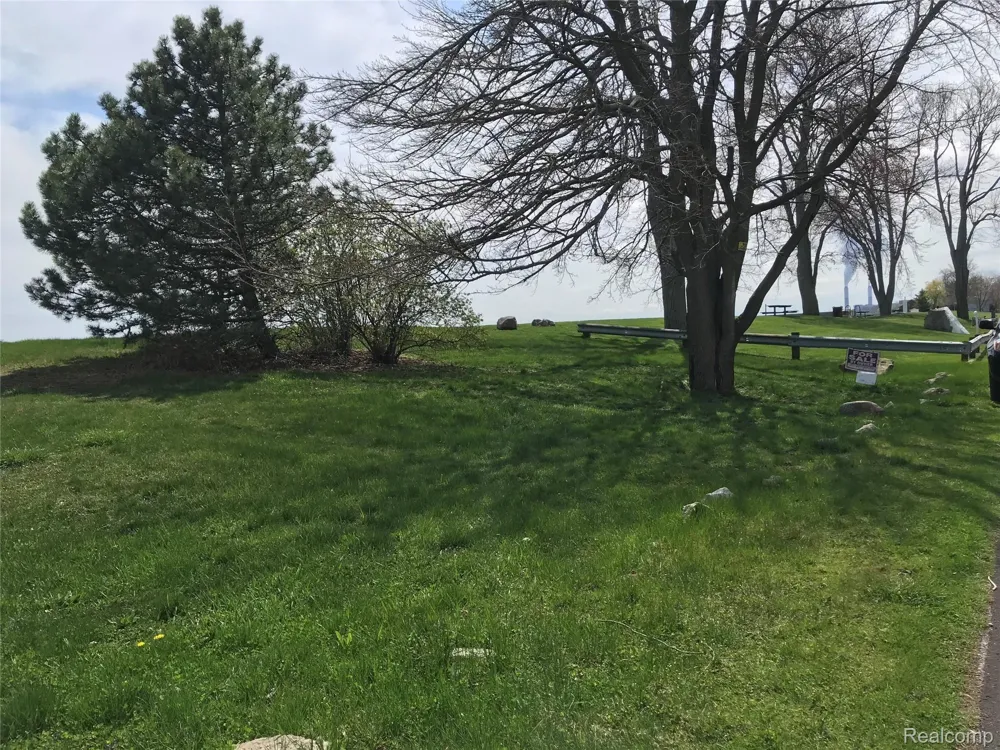 EDGEWATER Frenchtown Township, MI 48162