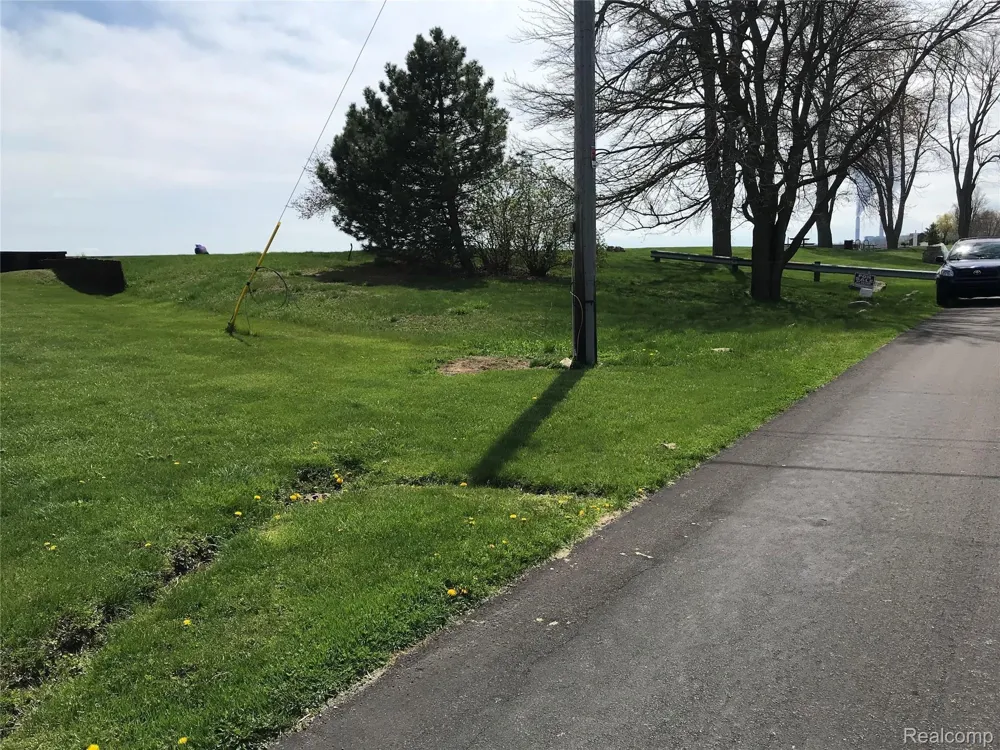 EDGEWATER Frenchtown Township, MI 48162