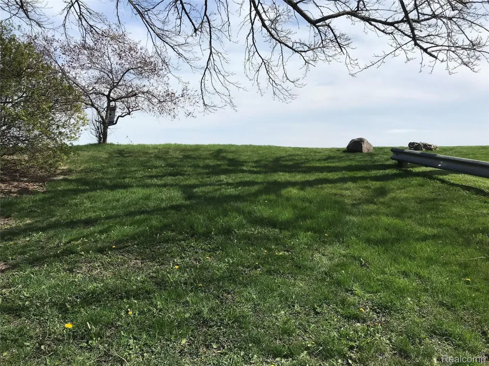 EDGEWATER Frenchtown Township, MI 48162