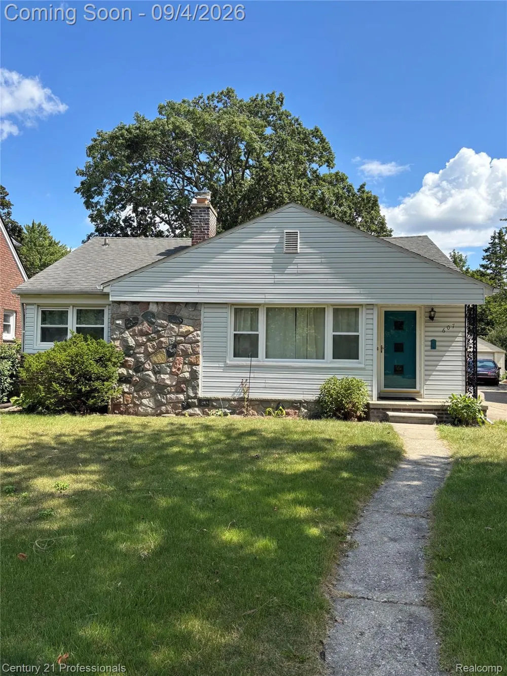 607 Lawson Street Royal Oak City, MI 48067
