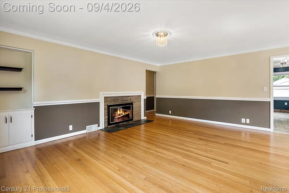 607 Lawson Street Royal Oak City, MI 48067