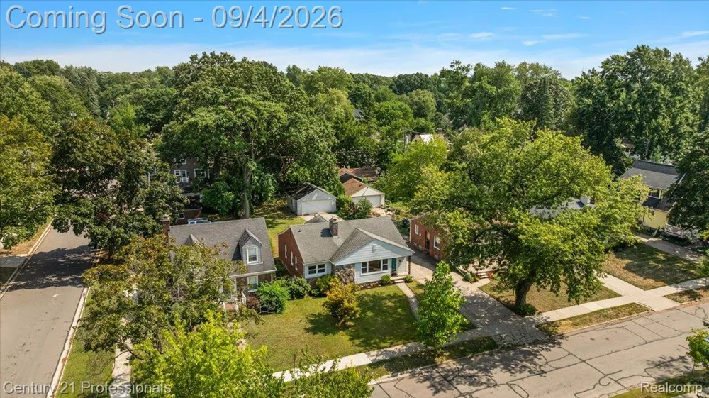 607 Lawson Street Royal Oak City, MI 48067