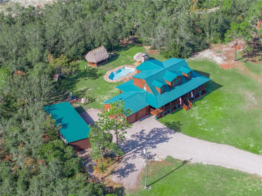 1894 R E BYRD ROAD Frostproof, FL 33843