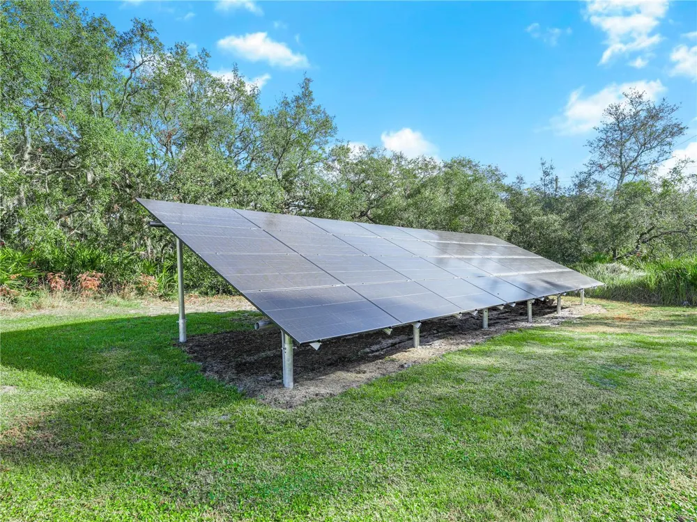 1894 R E BYRD ROAD Frostproof, FL 33843