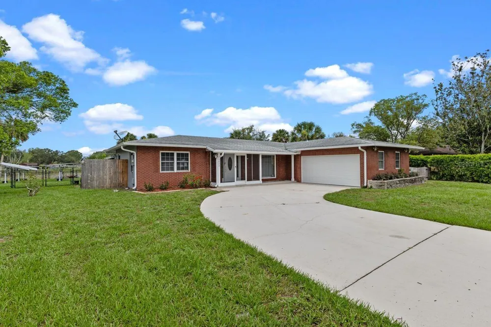 2622 HIBISCUS COURT Deltona, FL 32738