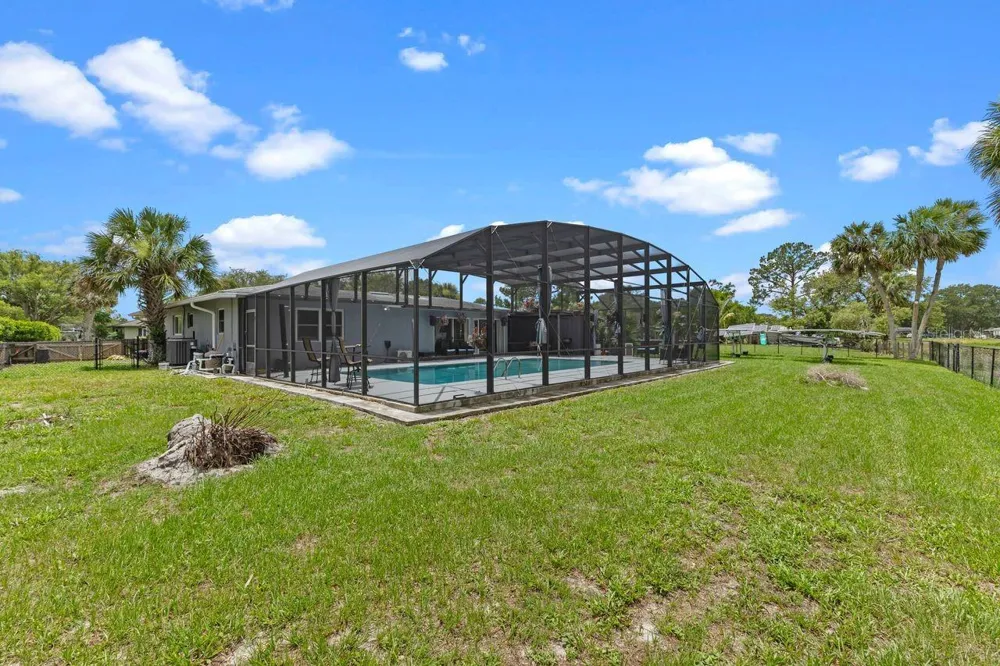 2622 HIBISCUS COURT Deltona, FL 32738