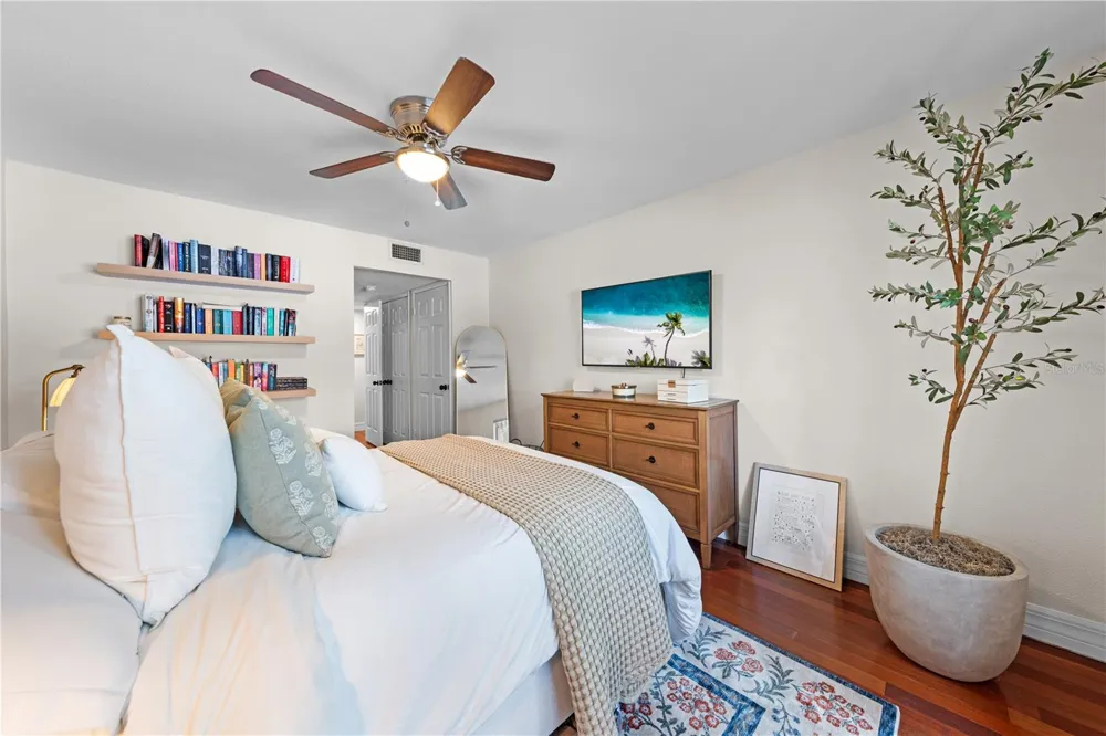 1100 DELANEY AVENUE #F204 Orlando, FL 32806