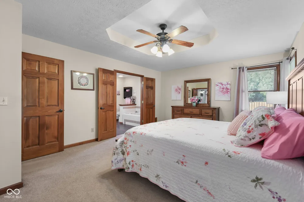 1041 New Harmony Drive Indianapolis, IN 46231