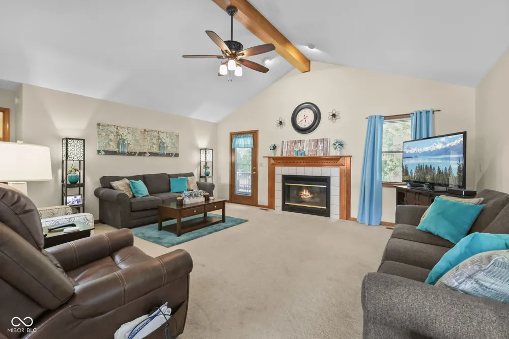 1041 New Harmony Drive Indianapolis, IN 46231