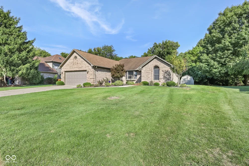 1041 New Harmony Drive Indianapolis, IN 46231