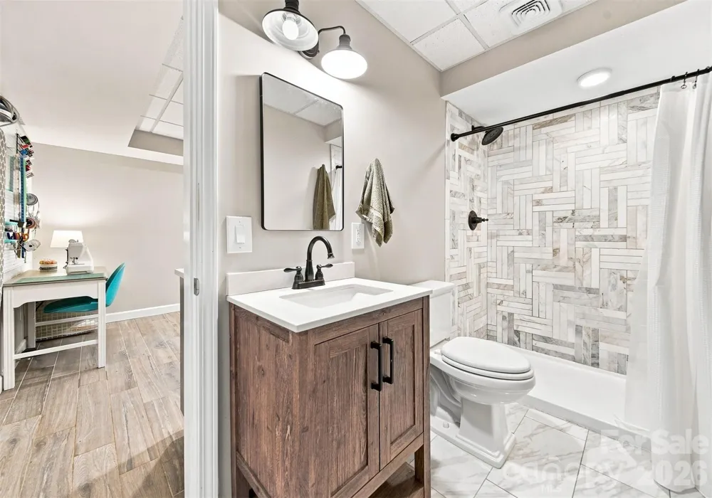 1221 Willow Creek Drive Newton, NC 28658