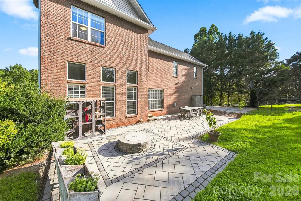 1221 Willow Creek Drive Newton, NC 28658