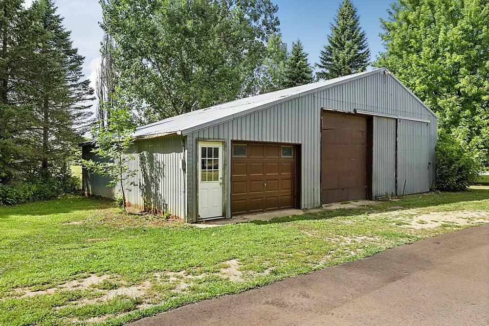 25385 County Road 34 Paynesville, MN 56362