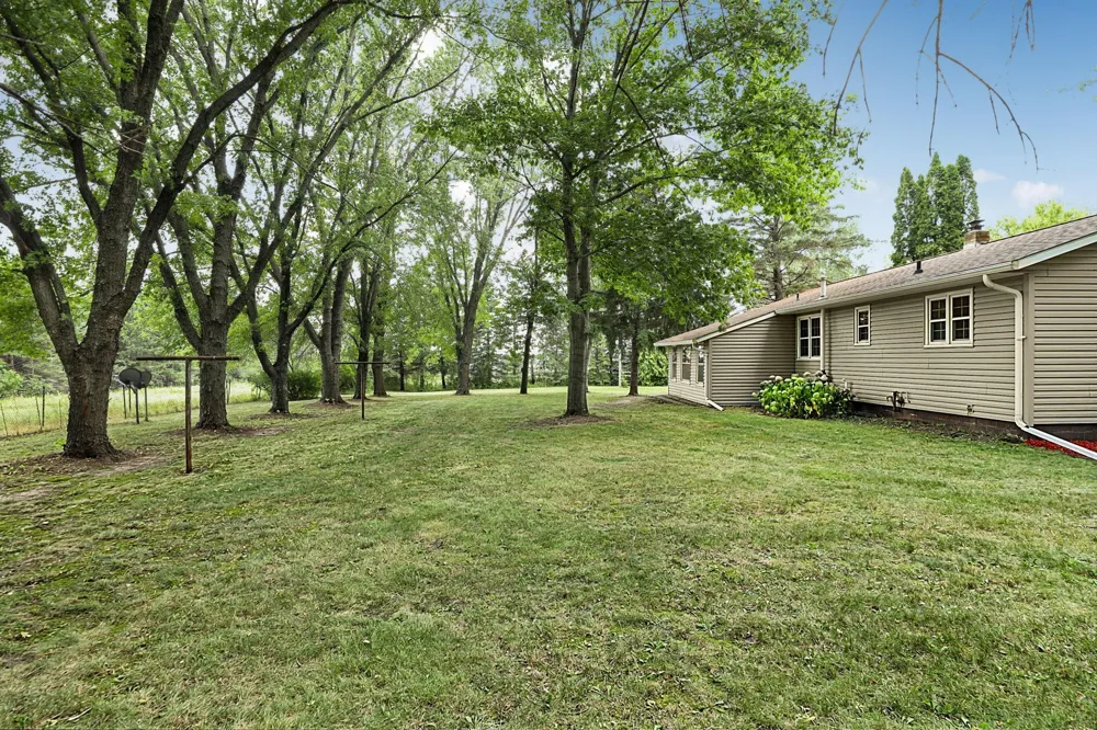 25385 County Road 34 Paynesville, MN 56362