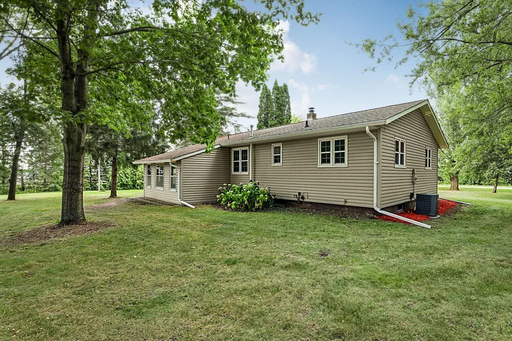 25385 County Road 34 Paynesville, MN 56362