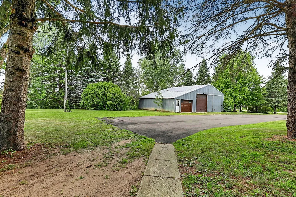 25385 County Road 34 Paynesville, MN 56362
