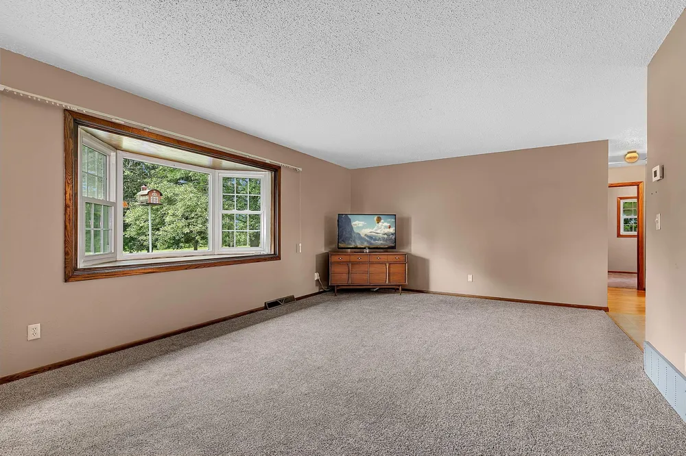25385 County Road 34 Paynesville, MN 56362