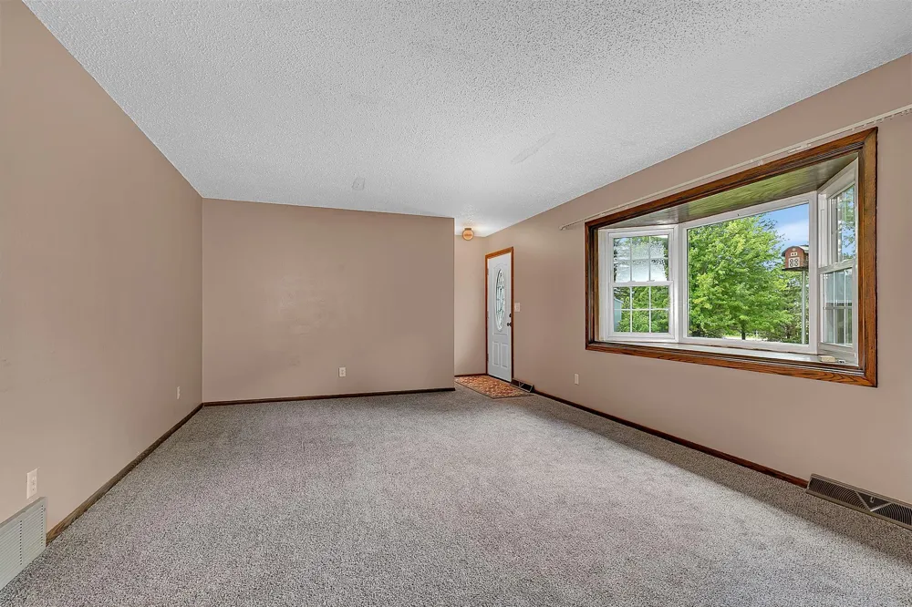25385 County Road 34 Paynesville, MN 56362
