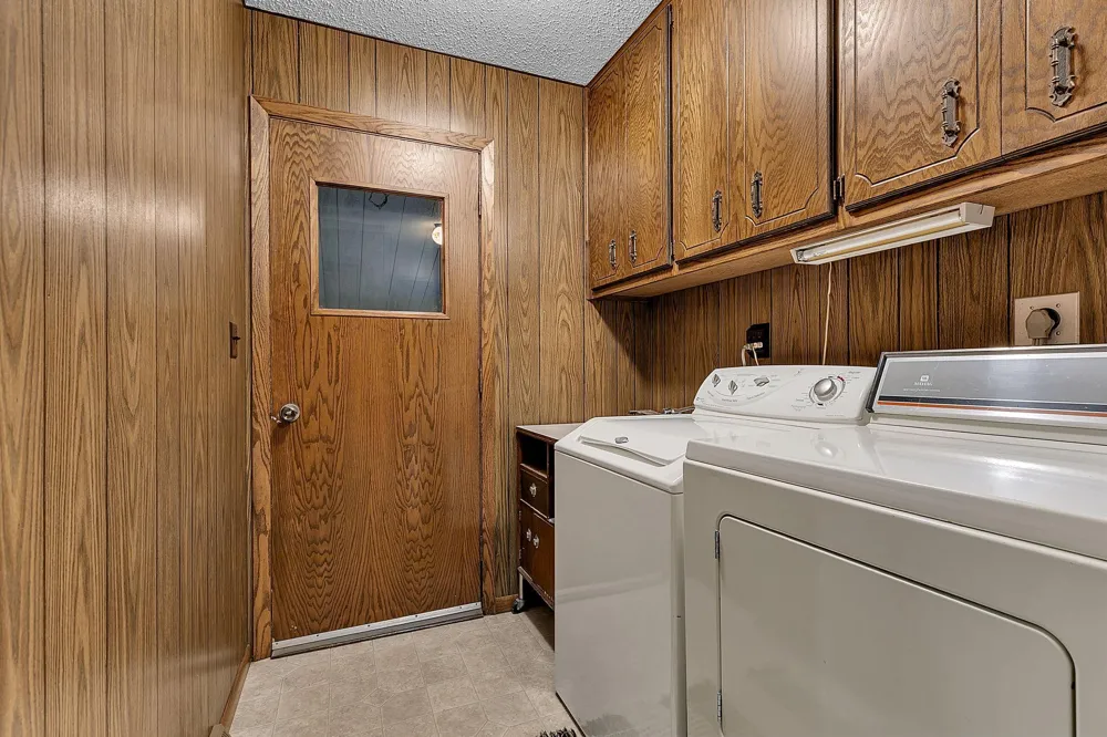 25385 County Road 34 Paynesville, MN 56362