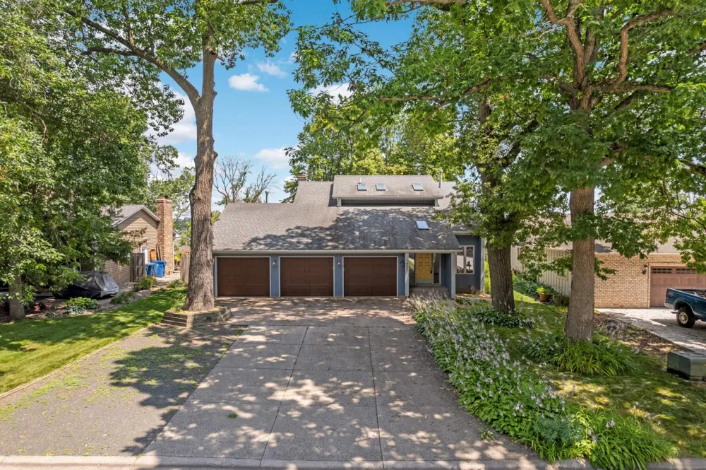 1407 Bay Point Drive SE Forest Lake, MN 55025