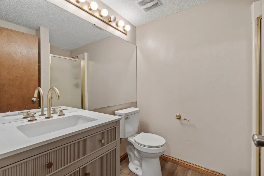 1407 Bay Point Drive SE Forest Lake, MN 55025