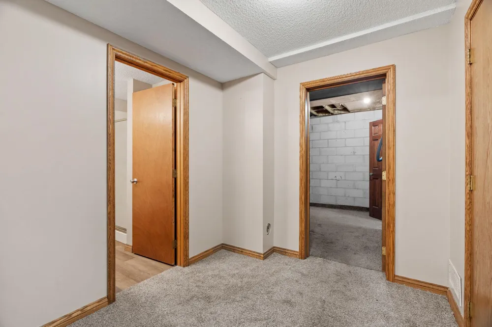 1407 Bay Point Drive SE Forest Lake, MN 55025