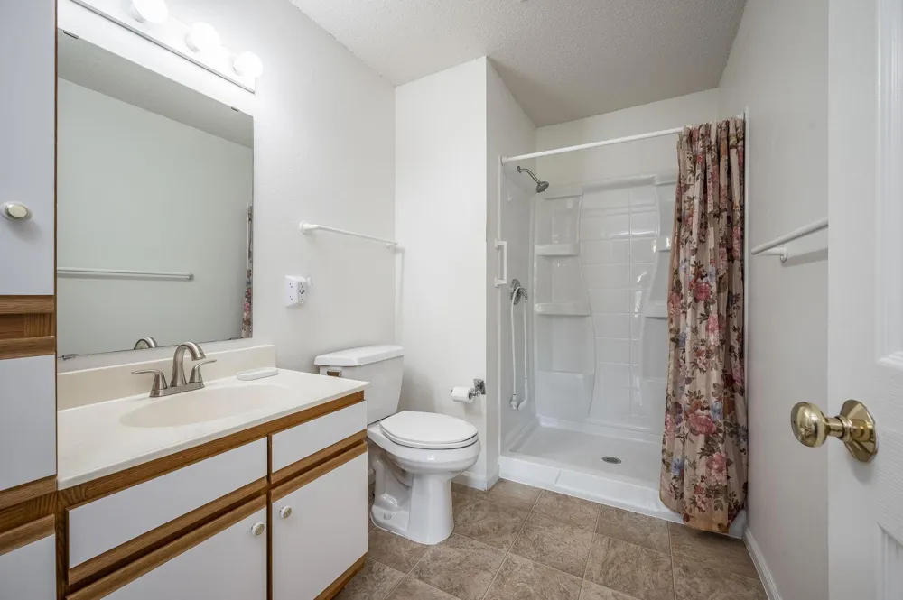 122 Oxford Path Mankato, MN 56001