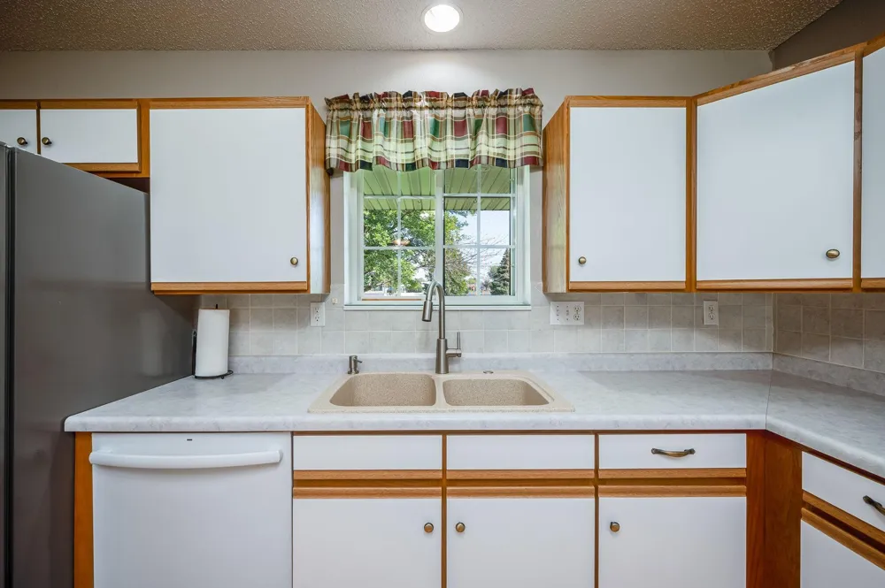 122 Oxford Path Mankato, MN 56001