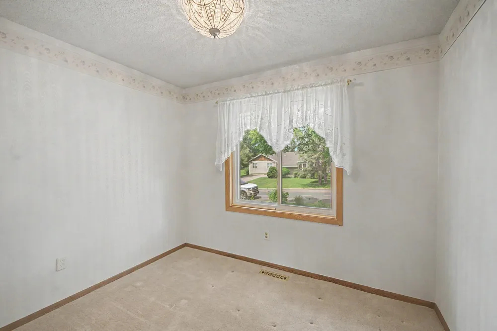 13901 92nd Place Maple Grove, MN 55369