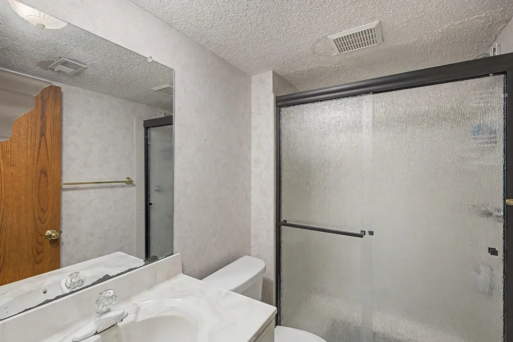 13901 92nd Place Maple Grove, MN 55369