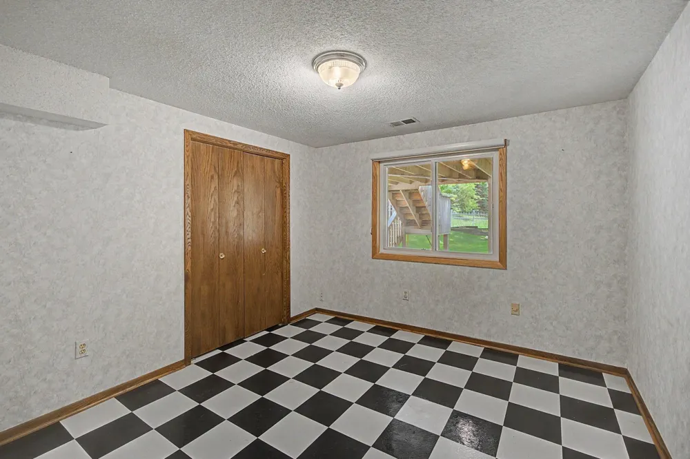 13901 92nd Place Maple Grove, MN 55369