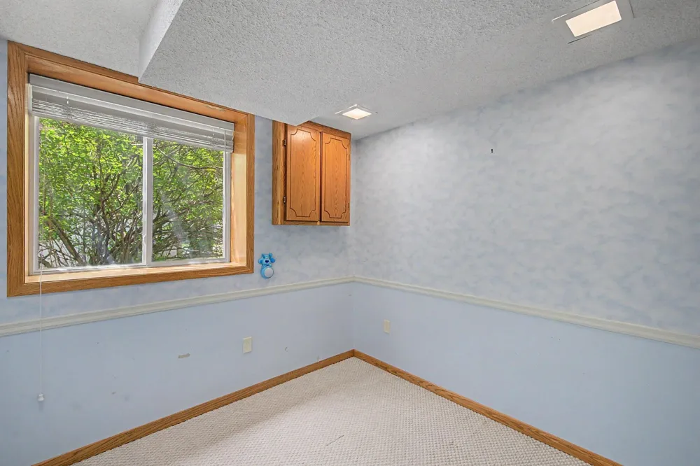 13901 92nd Place Maple Grove, MN 55369