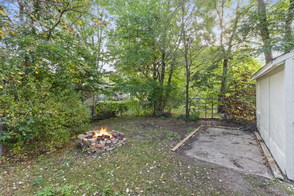 2163 109th Lane NW Coon Rapids, MN 55433