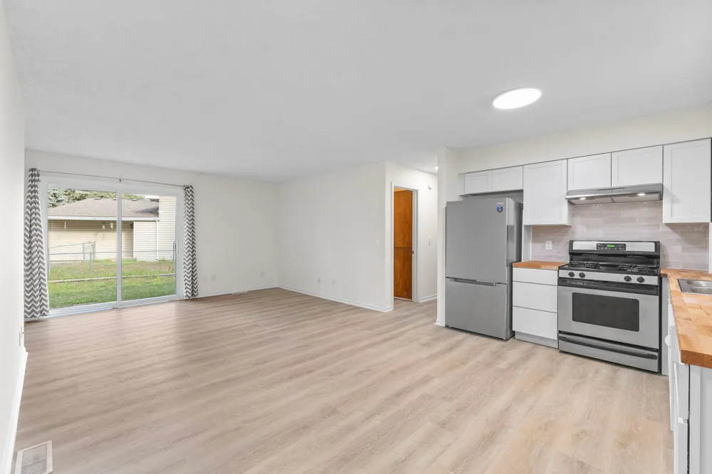 2163 109th Lane NW Coon Rapids, MN 55433