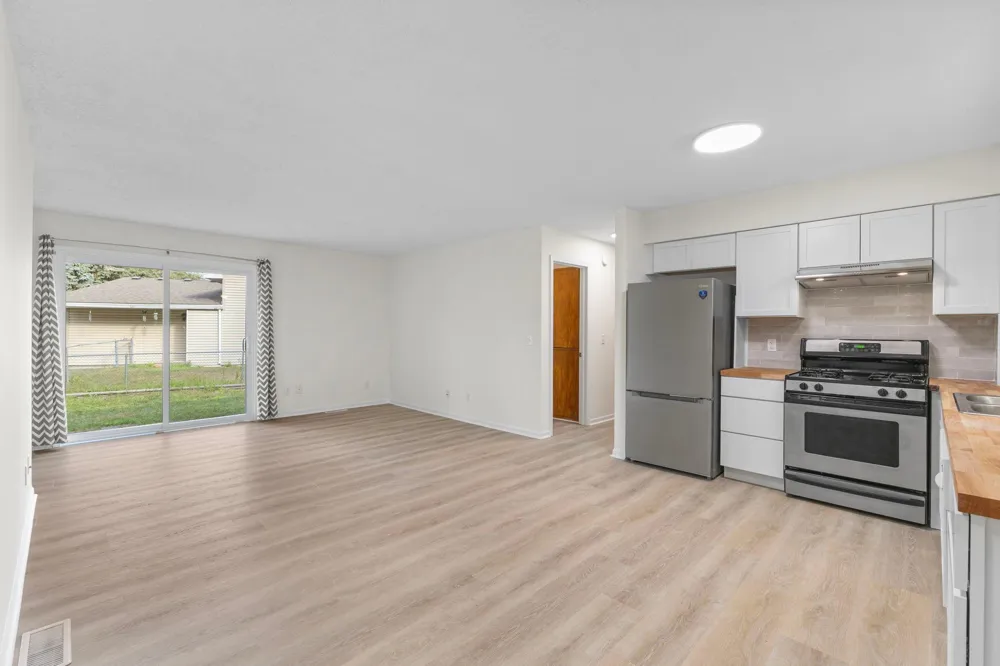 2163 109th Lane NW Coon Rapids, MN 55433