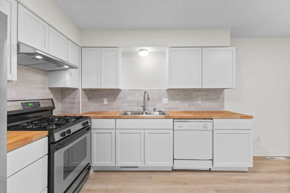 2163 109th Lane NW Coon Rapids, MN 55433