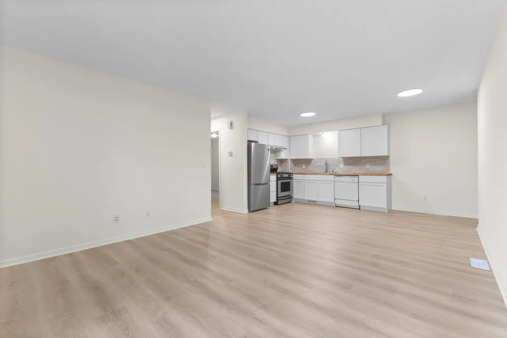 2163 109th Lane NW Coon Rapids, MN 55433
