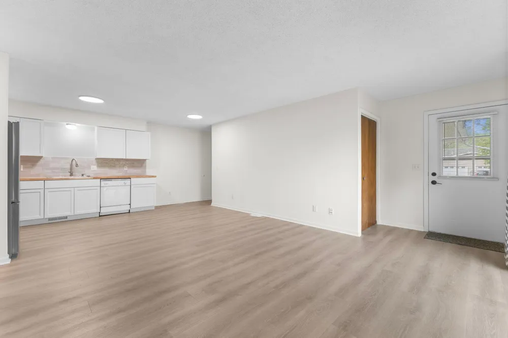 2163 109th Lane NW Coon Rapids, MN 55433
