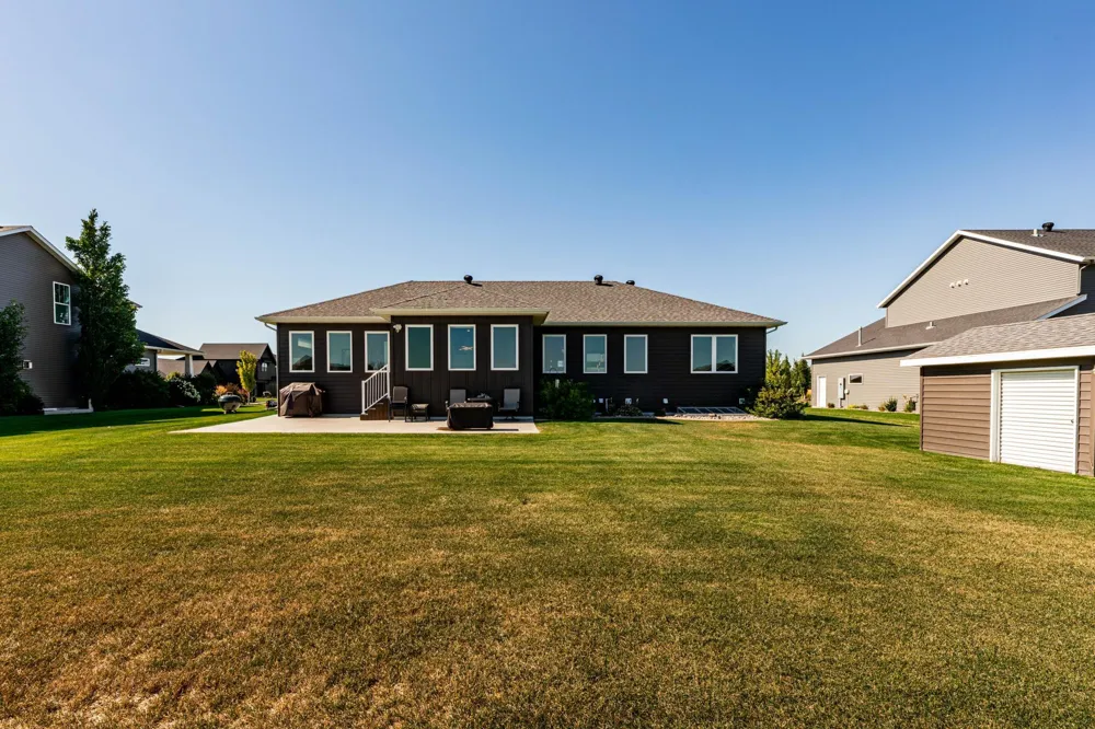 1023 Mulberry Lane West Fargo, ND 58078