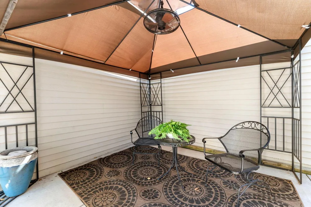 9362 Ranchview Lane Maple Grove, MN 55369