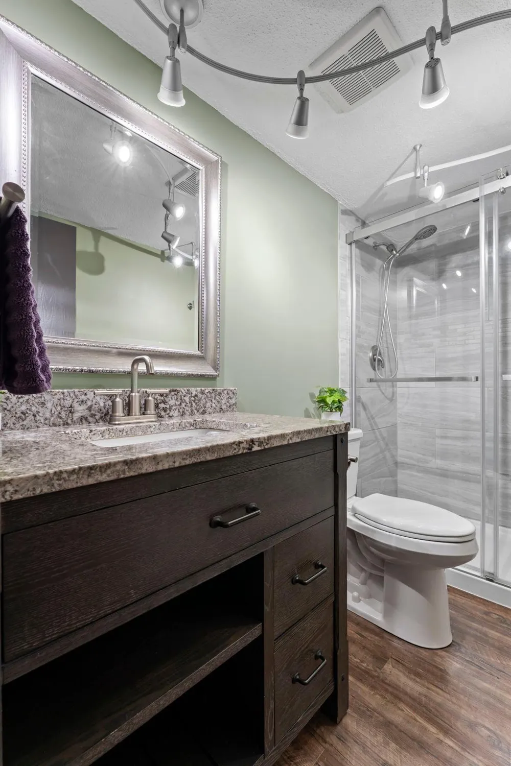 9362 Ranchview Lane Maple Grove, MN 55369