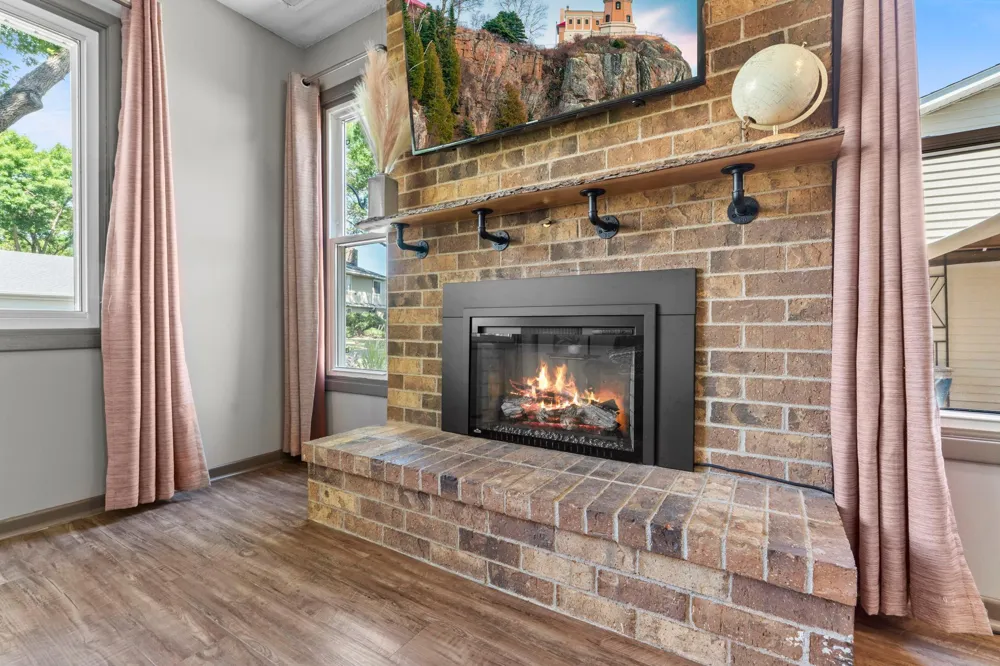 9362 Ranchview Lane Maple Grove, MN 55369
