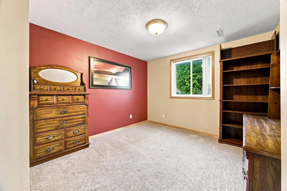 5164 10th Avenue S Fargo, ND 58103