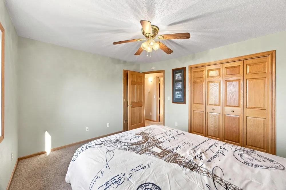 5164 10th Avenue S Fargo, ND 58103