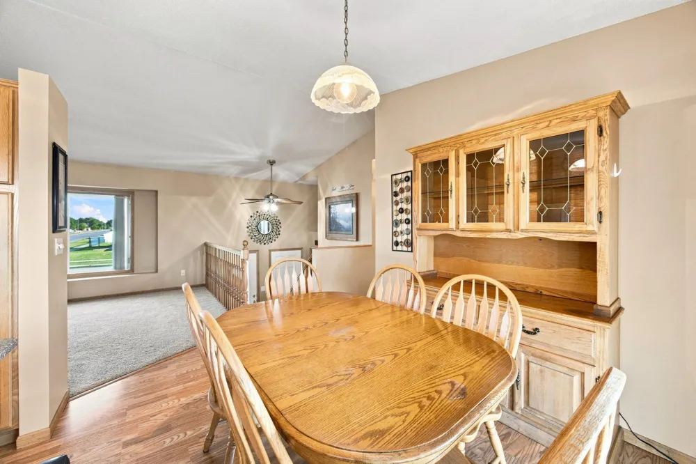 5164 10th Avenue S Fargo, ND 58103